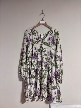 H&M Cream Floral V-Neck Tunic with Purple Blooms